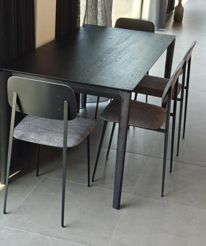 Bedtime - Ethnicraft Bok tafel en DC Stoelen